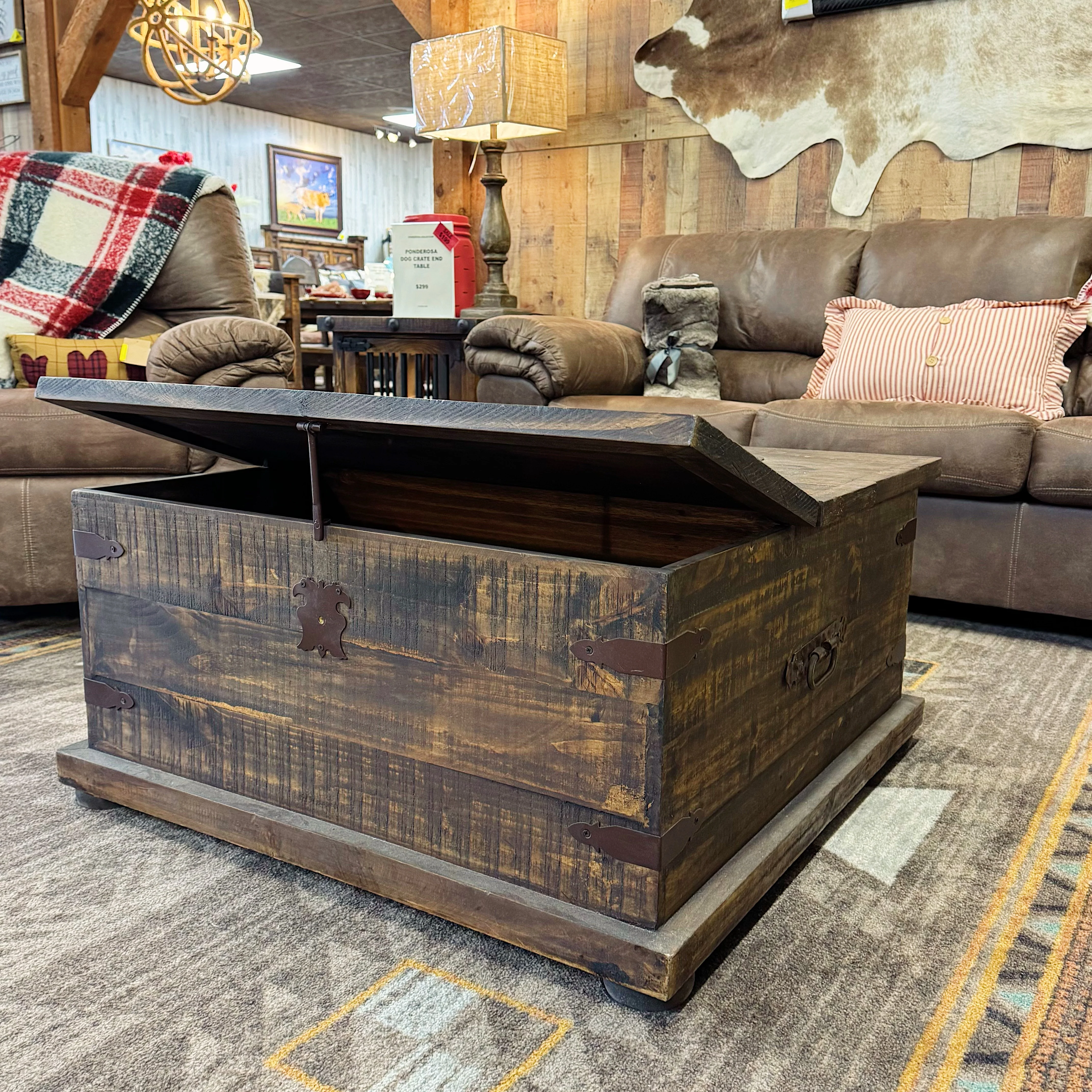 Canyon Trunk Coffee Table Set - Image 3