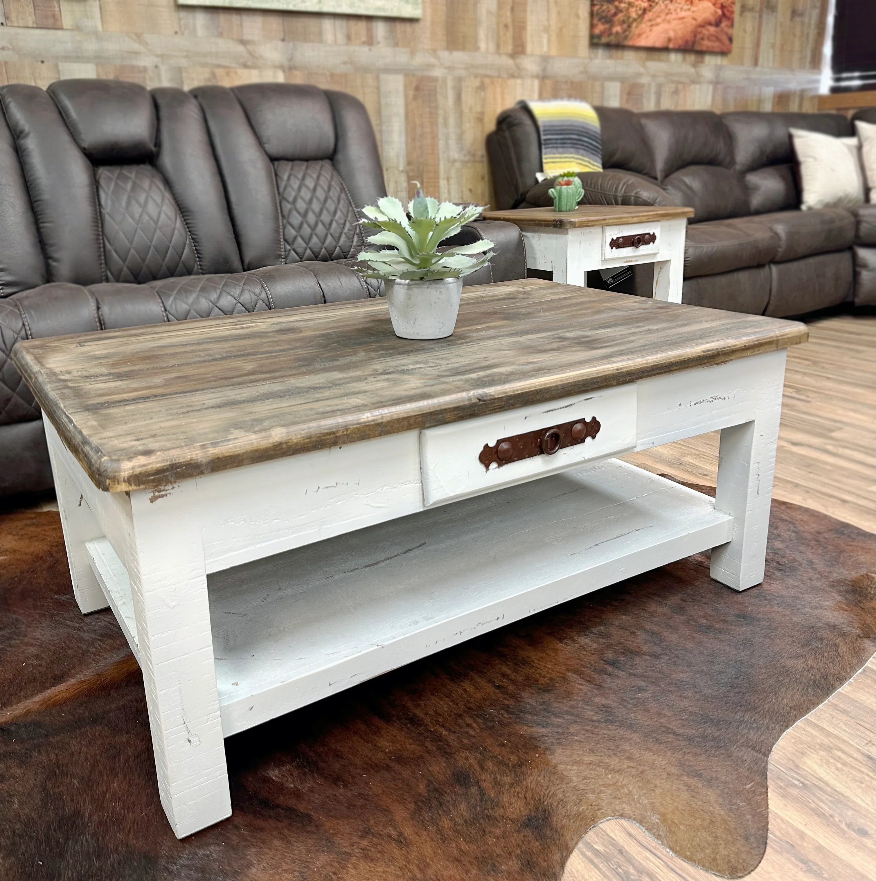 Gatlinburg Coffee Table Set - Image 4