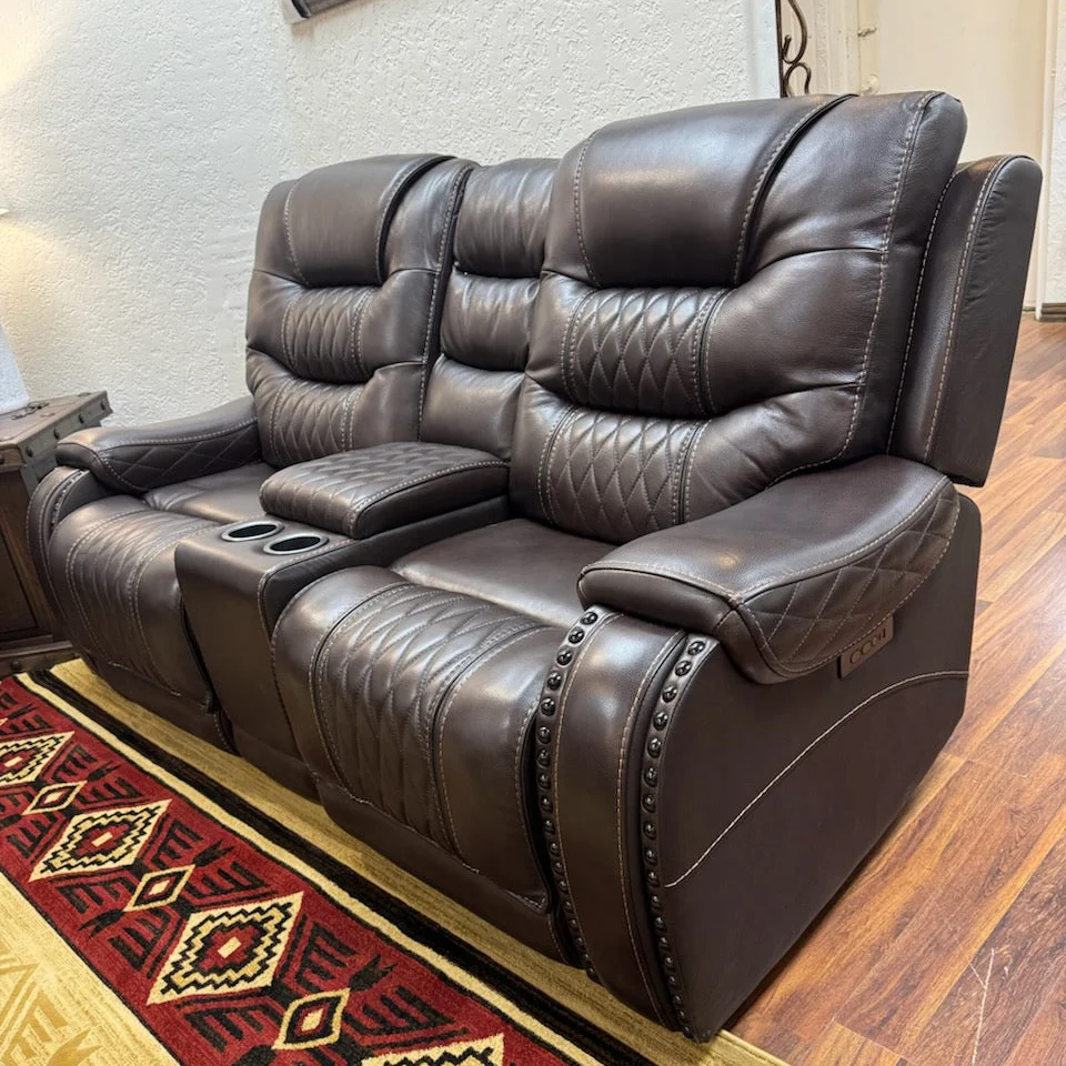 Maverick Leather Loveseat - Image 5