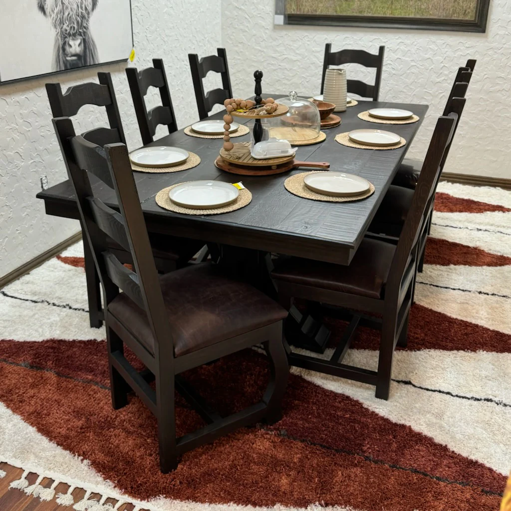 Outlaw 8' Dining Set - Image 3