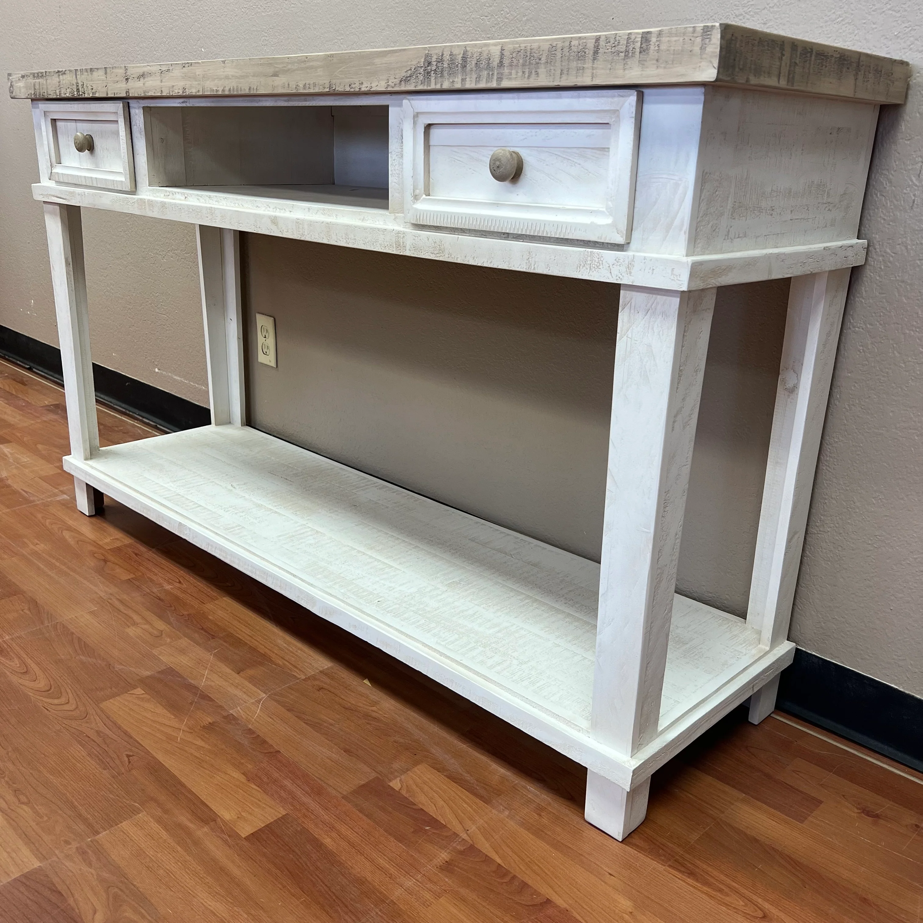 Pottery Farm Console - Image 3