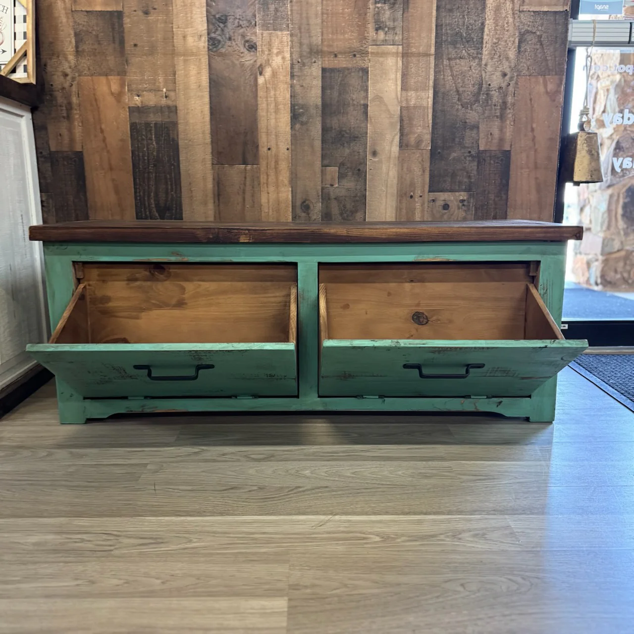 Turquoise Shoebank - Image 3