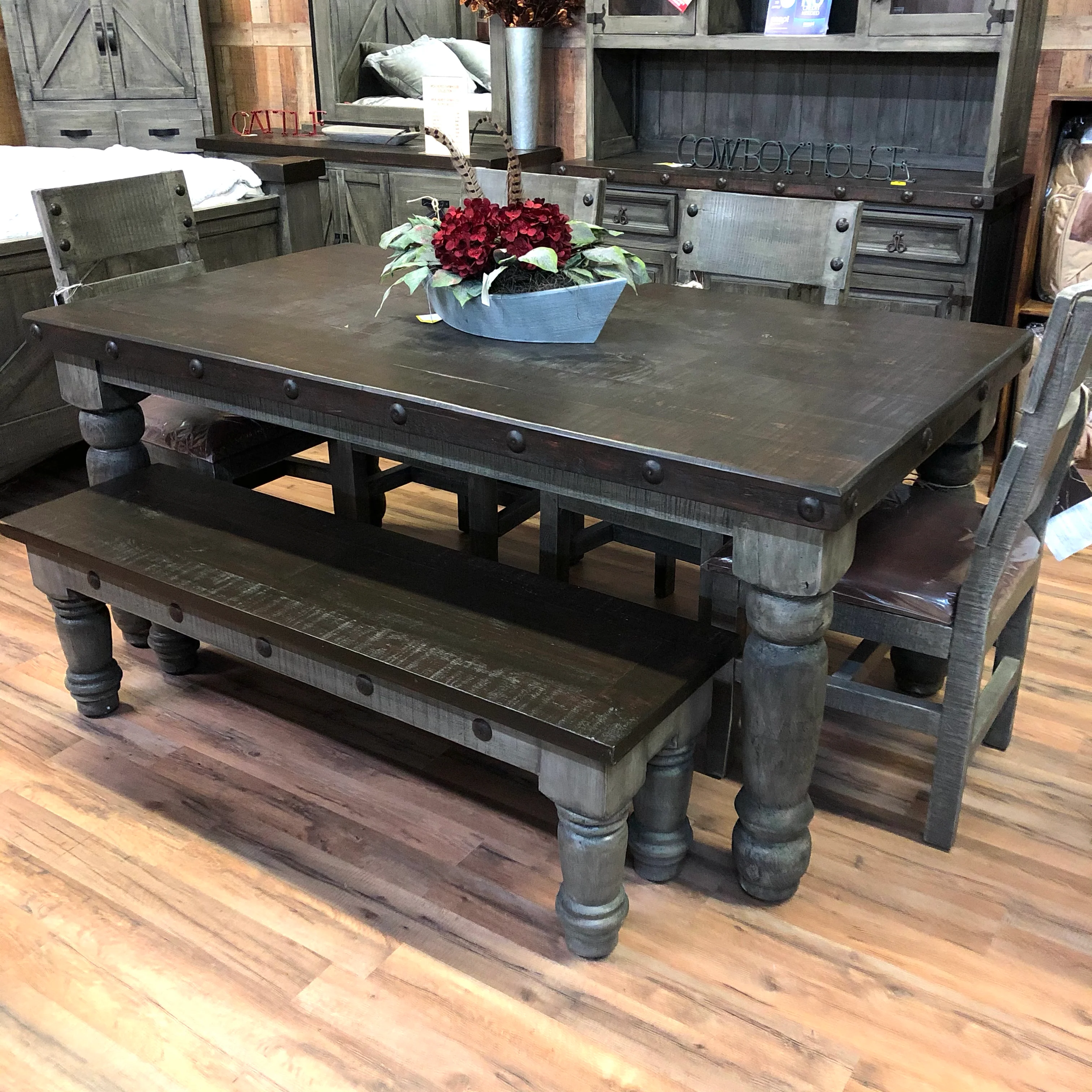 Breckenridge 6' Dining Set - Image 3