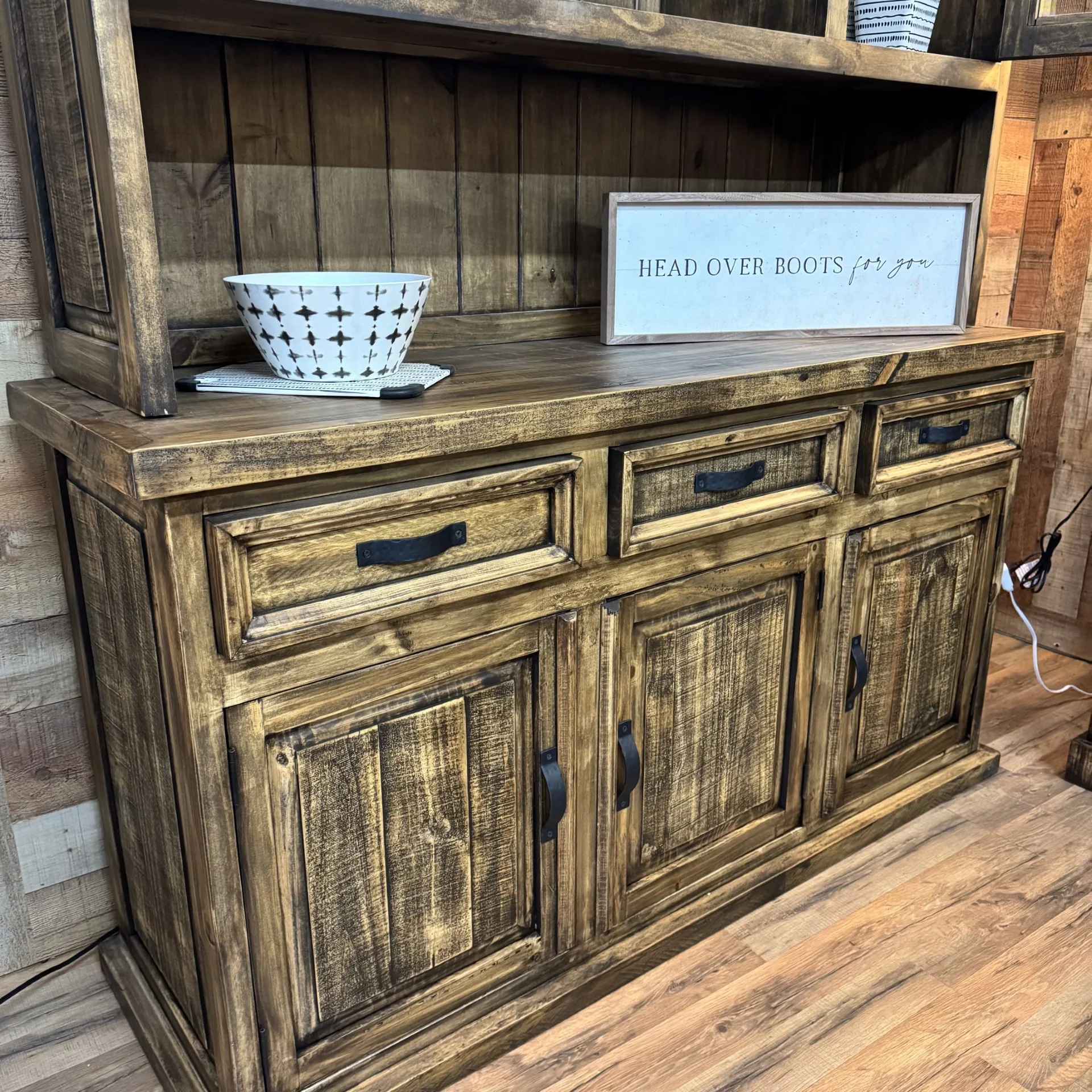 Westwood Hutch Set - Image 4