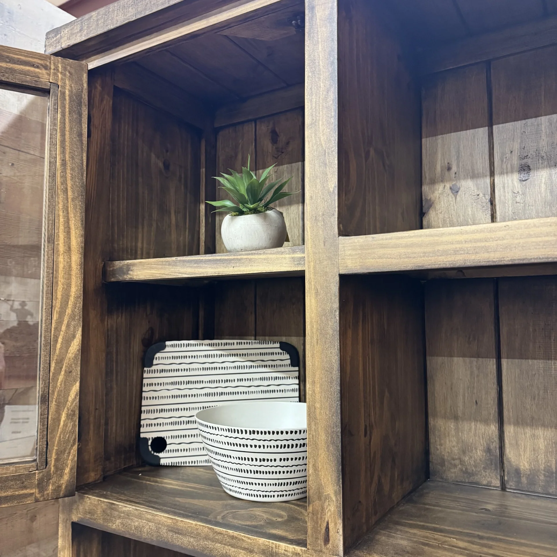 Westwood Hutch Set - Image 5