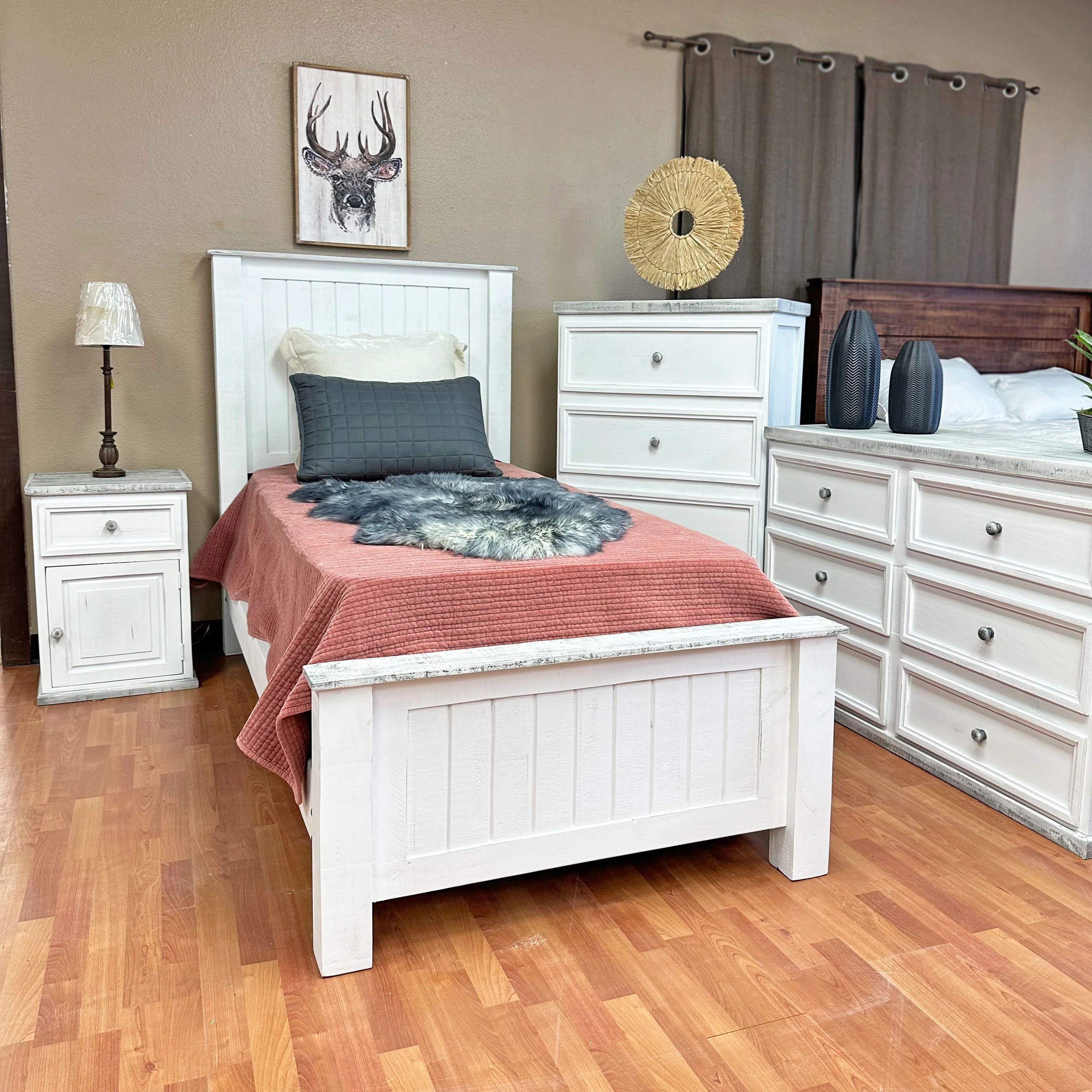Windsor Twin Bed - Image 2